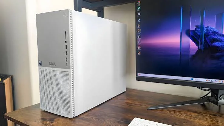 Desktop Rental 6 Desktop PC with monitor, keyboard and mouse for rent in Dubai